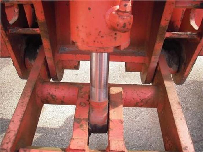 Used 1981 JOHN DEERE 670A - MOTOR GRADERS