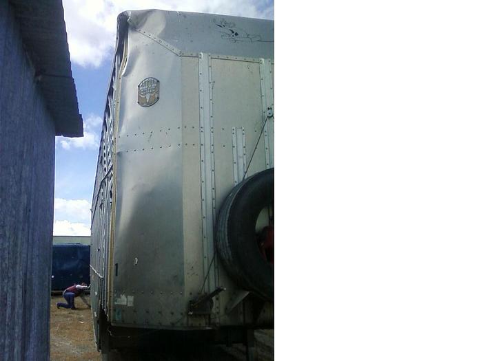 Used 1998 MERRITT 48 FT BY 102 INCH - LIVESTOCK