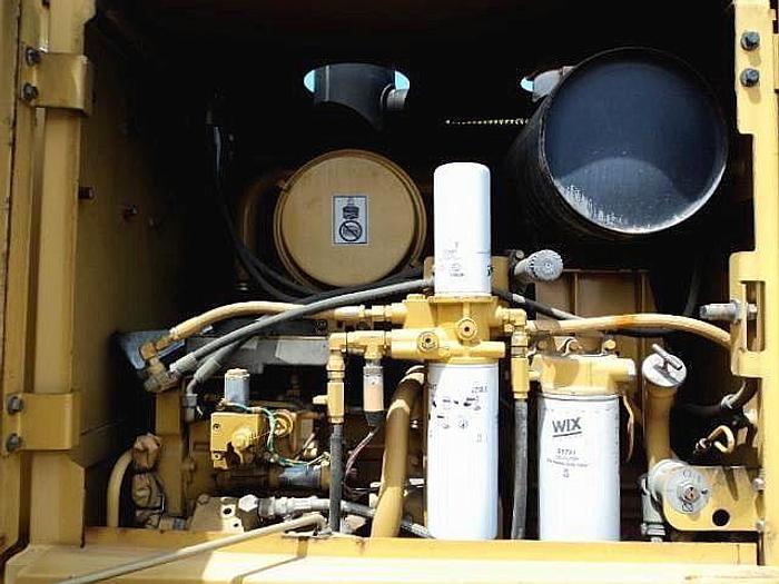 Used 2000 CATERPILLAR 120H - MOTOR GRADERS