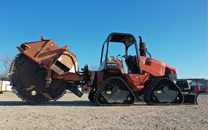 Used 2013 DITCH WITCH RT115 - TRENCHERS