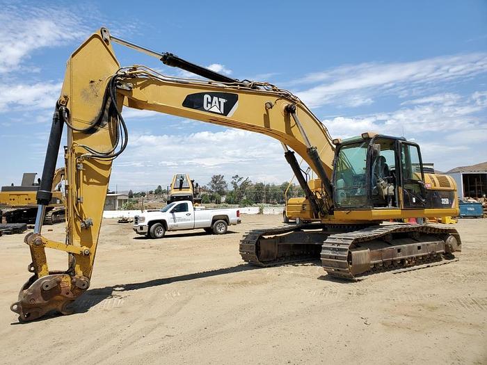 Used CATERPILLAR 325DL - EXCAVATORS