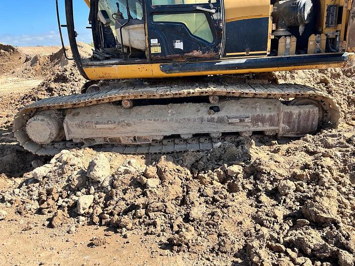 Used 2003 CATERPILLAR 322CL - EXCAVATORS