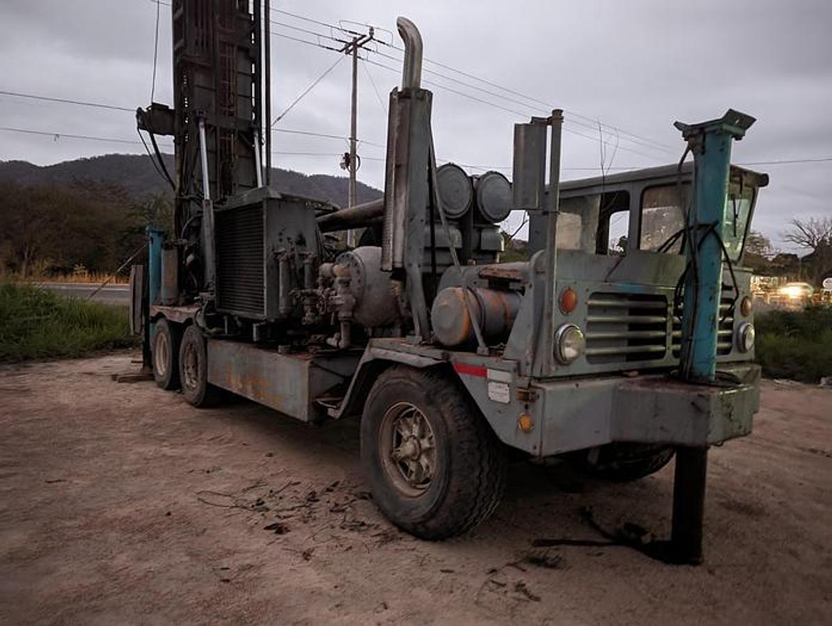 Used 1997 INGERSOLL RAND T4W - DRILL