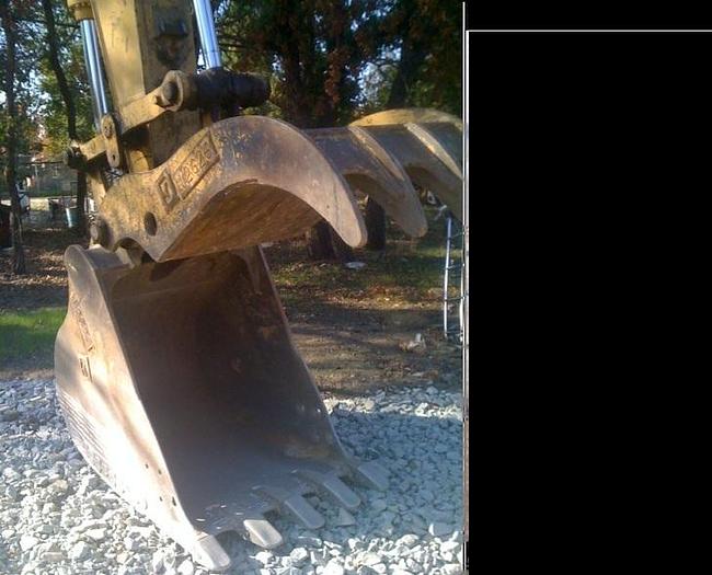 Used CATERPILLAR 320 - EXCAVATORS