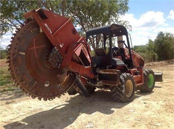 Used 2003 DITCH WITCH HT115 - TRENCHERS