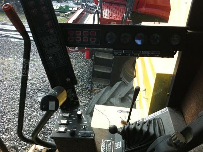 Used 1994 NEW HOLLAND  TR97  - COMBINES