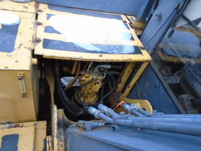 Used 1995 JOHN DEERE 490E - EXCAVATORS