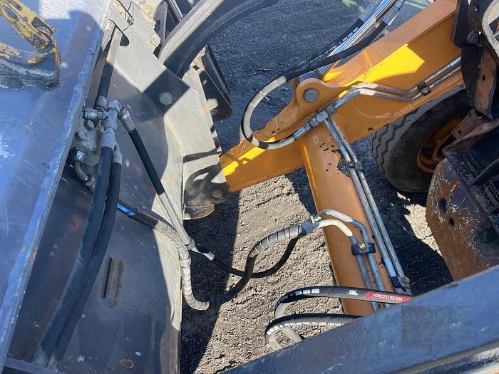 Used 2015 CASE 580 SN - BACKHOES