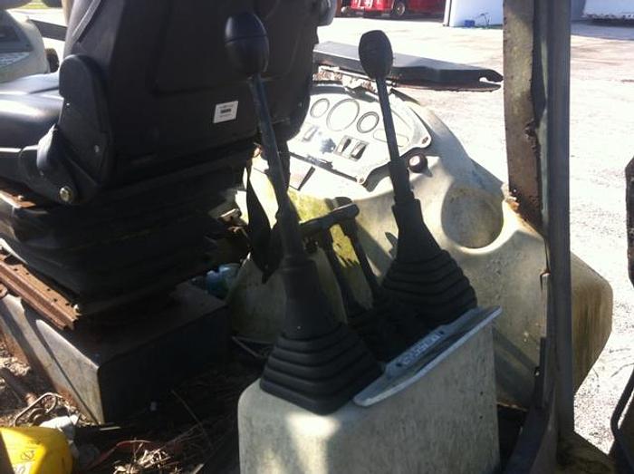 Used 2000 KOMATSU WB140 2 - BACKHOES