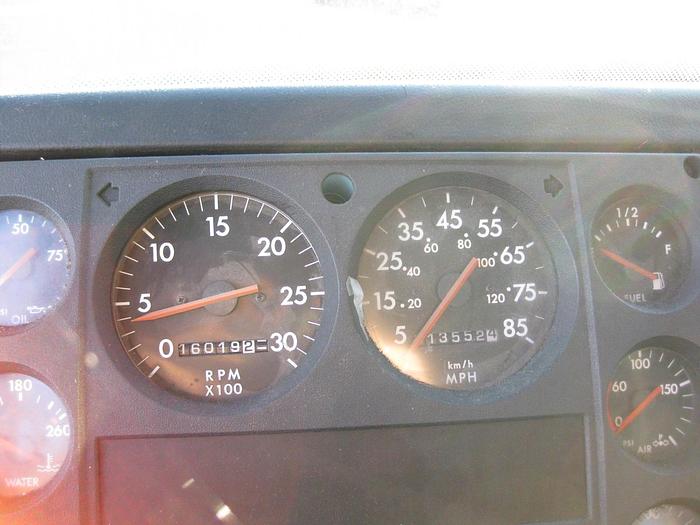 Used 1999 FREIGHTLINER FL70  - DUMP TRUCK