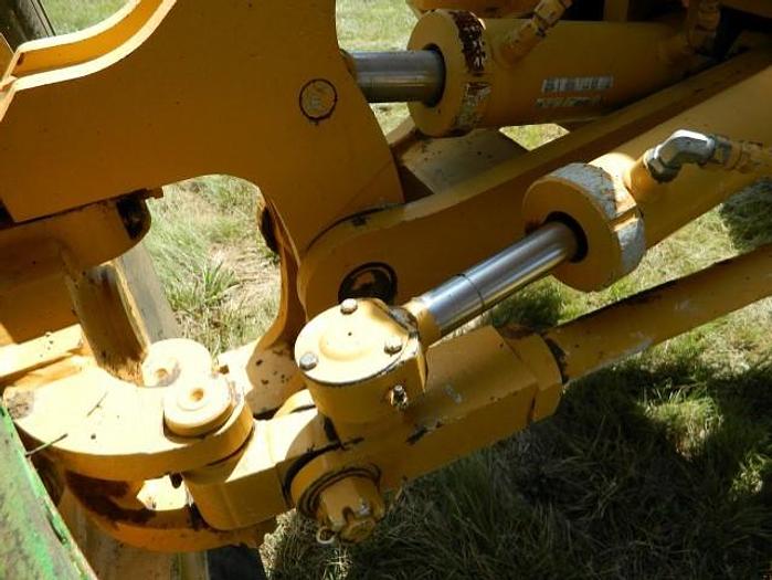 Used CHAMPION 710A - MOTOR GRADERS