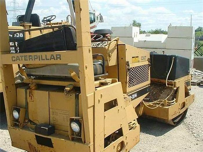 Used 1986 CATERPILLAR CB314(6HD) - COMPACTORS