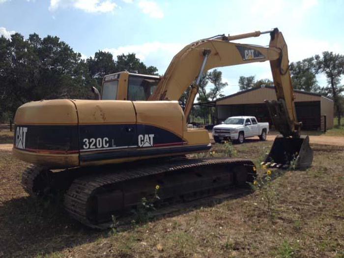 Used 2001 CATERPILLAR 320C L - EXCAVATORS