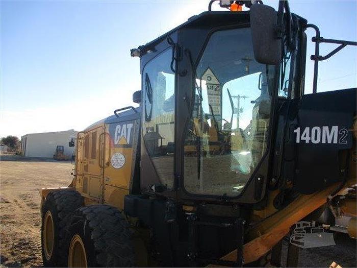 Used 2014 CATERPILLAR 140M - MOTOR GRADERS