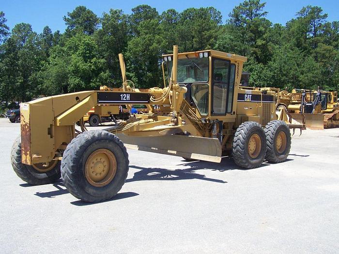 Used 2001 CATERPILLAR 12H - MOTOR GRADERS