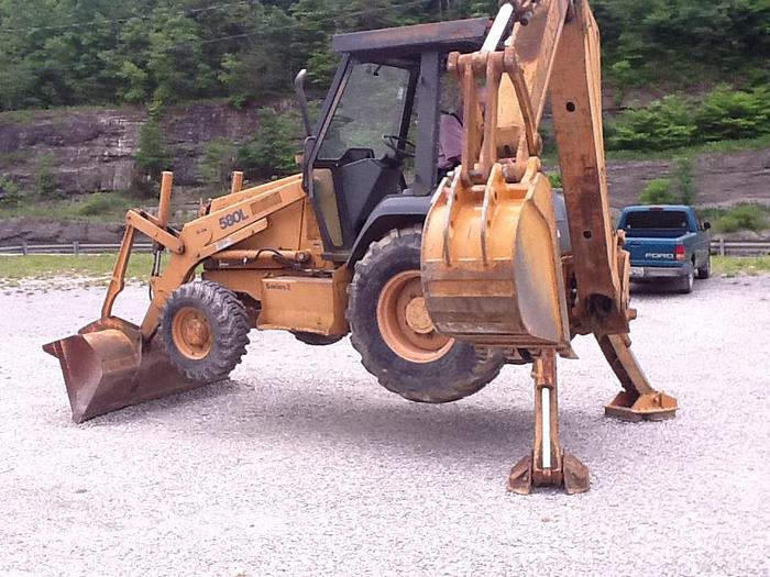 Used 2000 CASE 580L - BACKHOES