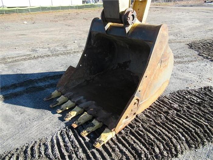 Used 2013 CATERPILLAR 320E - EXCAVATORS