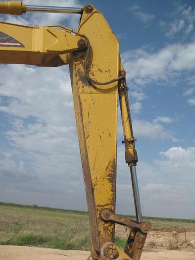 Used 2006 CATERPILLAR 320CL - EXCAVATORS