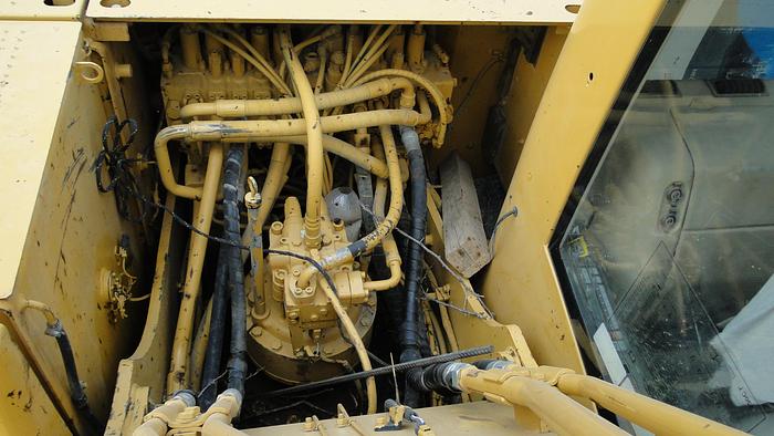 Used 2006 CATERPILLAR 320CL - EXCAVATORS