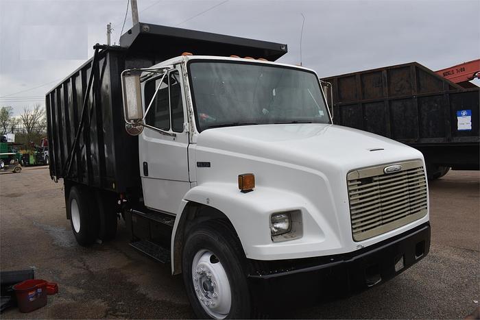 Used 1999 FREIGHTLINER FL70  - DUMP TRUCK