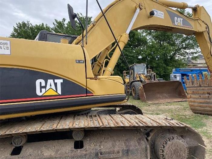 Used 2011 CATERPILLAR 330DL - EXCAVATORS
