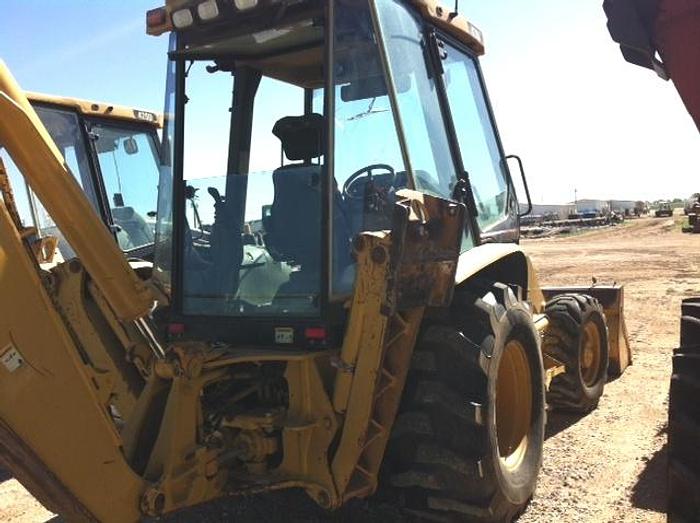 Used 2002 CATERPILLAR 420D - BACKHOES