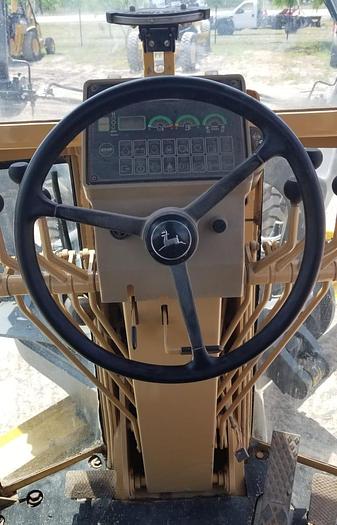 Used 2005 JOHN DEERE 672CH - MOTOR GRADERS