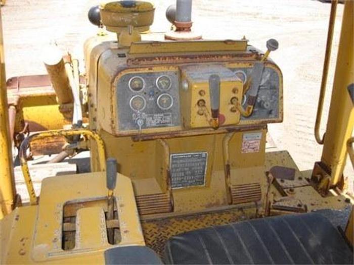 Used 1988 CATERPILLAR D4E - CRAWLER TRACTORS