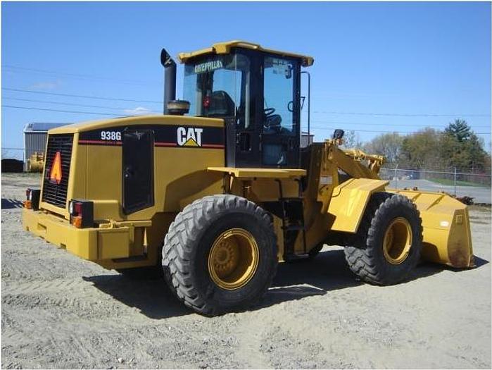 Used CATERPILLAR 938G - BACKHOES