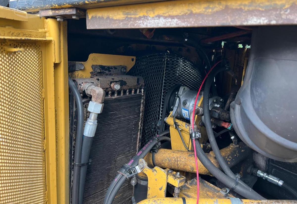 Used 2000 CATERPILLAR D8R