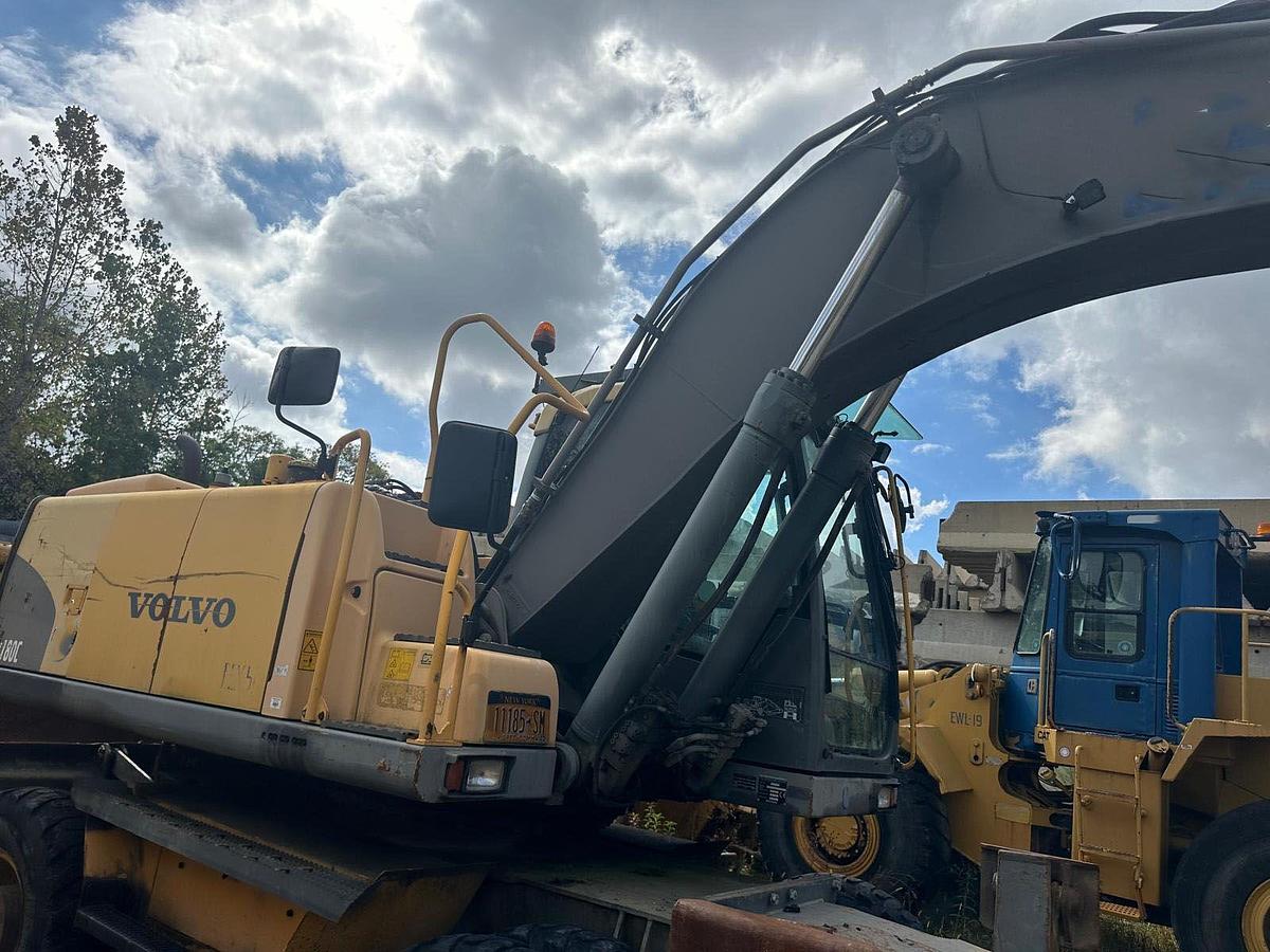 Used 2007 VOLVO EW180C - EXCAVATORS