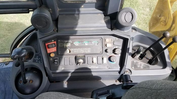 Used 2005 JOHN DEERE 310G - BACKHOES