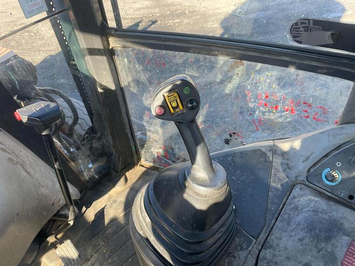 Used 2015 CASE 580 SN - BACKHOES