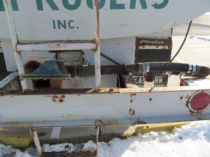 Used 1989 FORD F800 - WATER TANK & WATER TRUCK