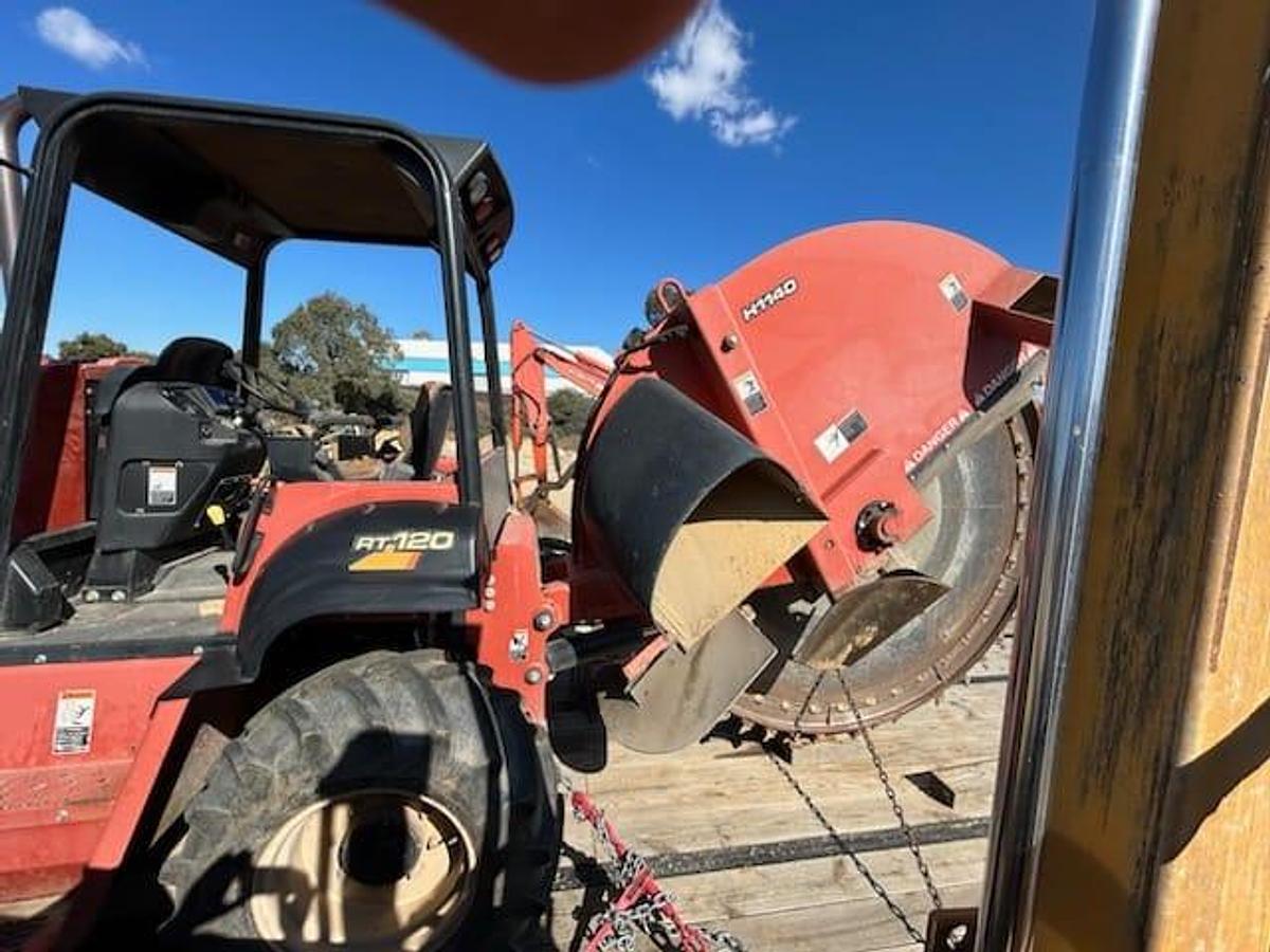 Used 2013 DITCH WITCH RT115 - TRENCHERS