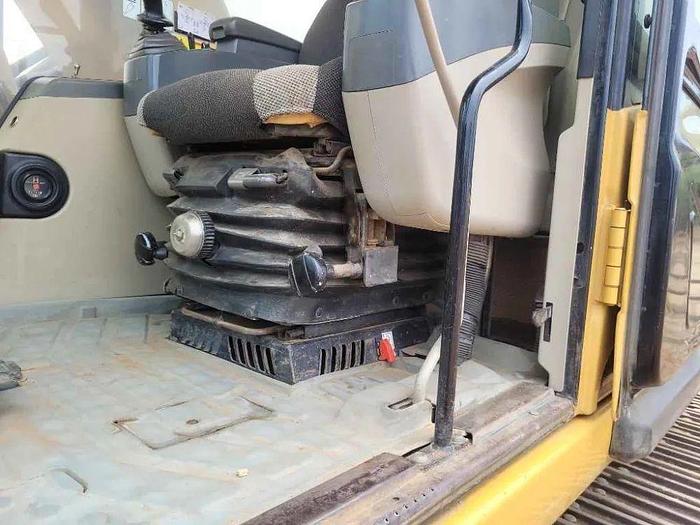 Used 2006 CATERPILLAR 320C - EXCAVATORS