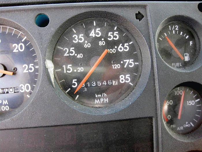 Used 1999 FREIGHTLINER FL70  - DUMP TRUCK