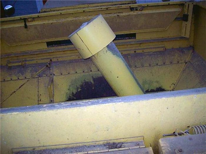 Used 1985 NEW HOLLAND  TR85 GRAIN - COMBINES