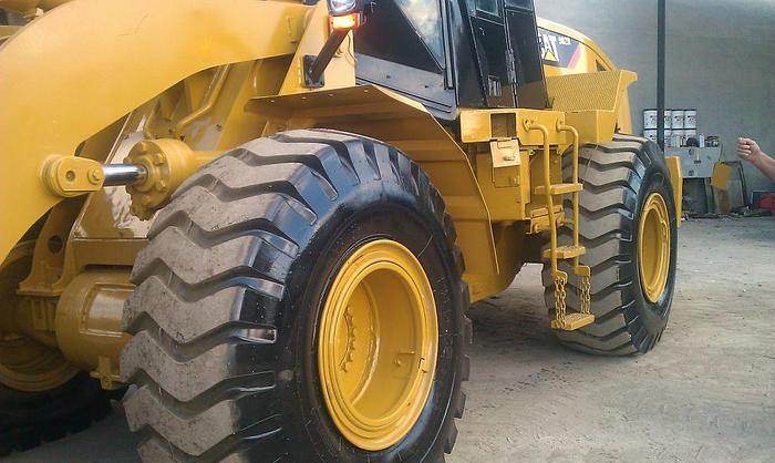 Used 2006 CATERPILLAR 962H - WHEEL LOADERS