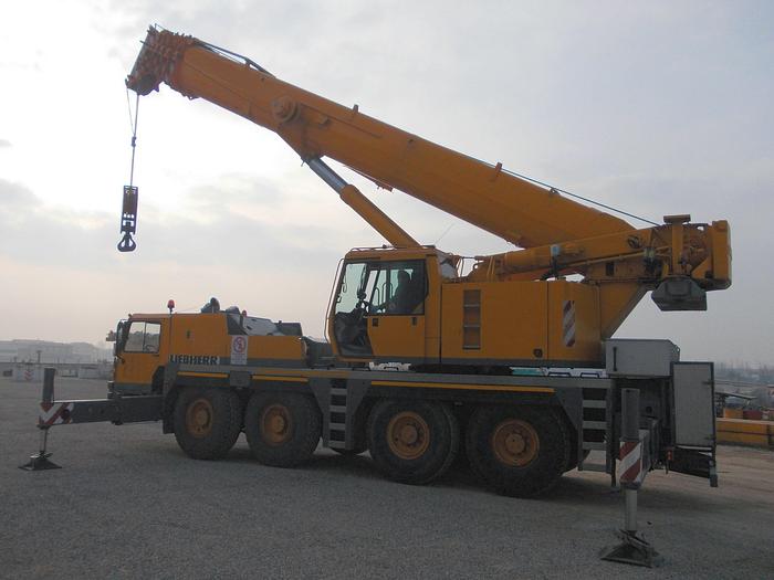 Used 2002 LIEBHERR LTM1090 2 - CRANES