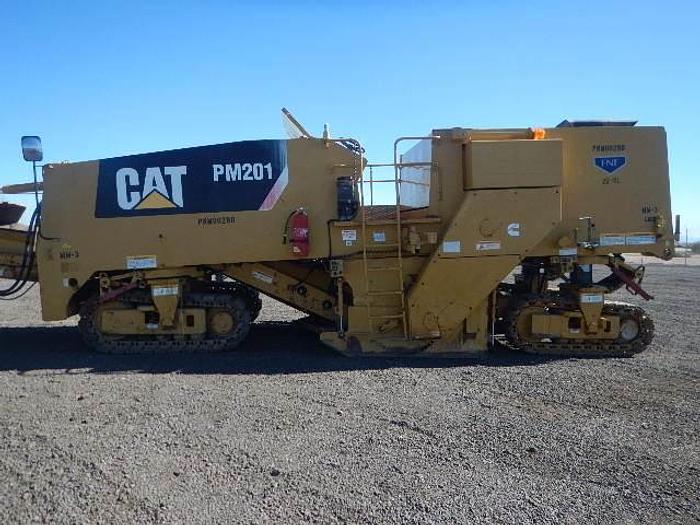 Used 2011 CATERPILLAR PM201(COLD PLANER) - PAVING EQUIPMENT