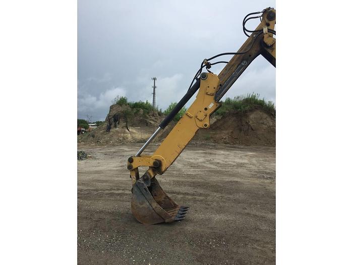 Used 2011 CATERPILLAR 420E - BACKHOES