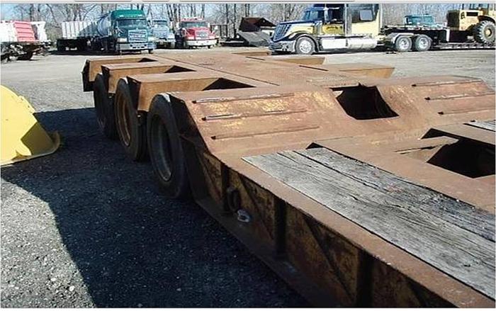 Used 1980 TRANSPORT TRI-AXLE - LOWBOYS