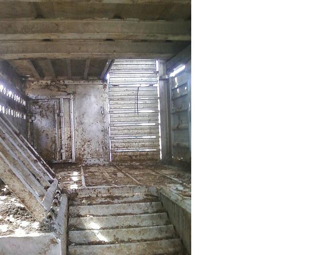 Used 1998 MERRITT 48 FT BY 102 INCH - LIVESTOCK