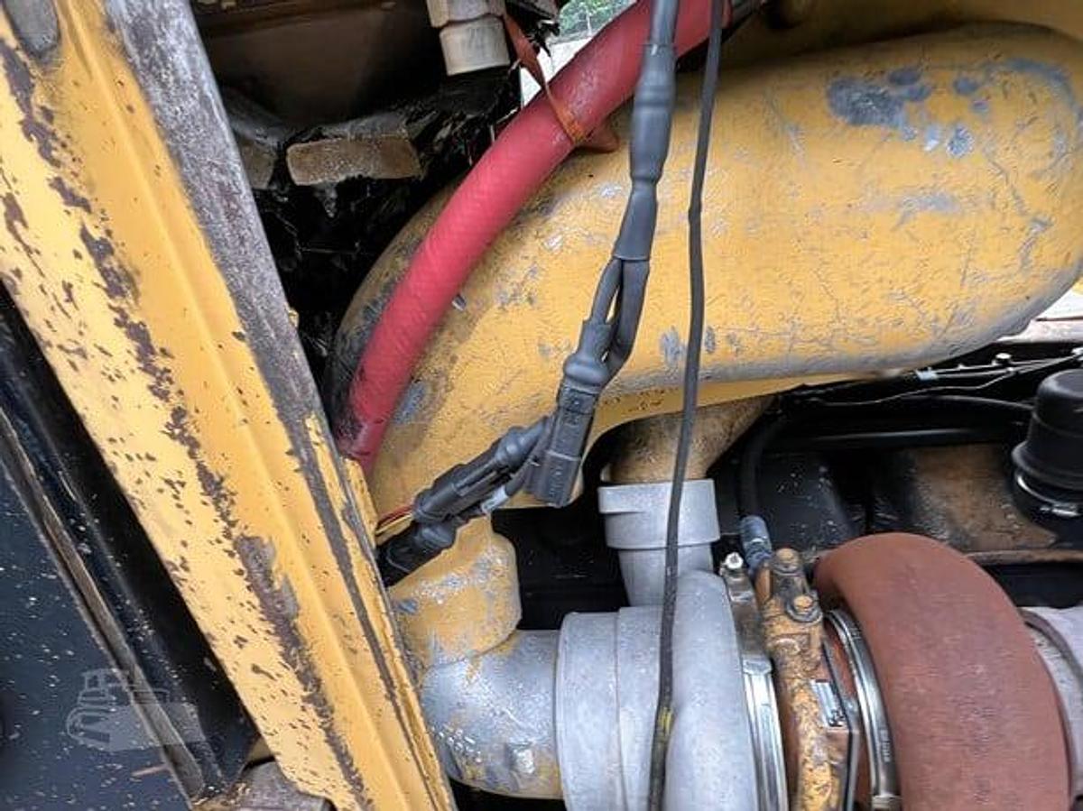 Used 2000 CATERPILLAR D8R
