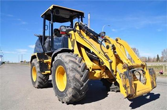 Used 2006 CATERPILLAR 908(8BS) - WHEEL LOADERS