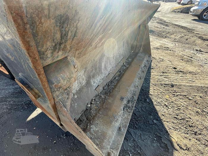 Used 2015 CASE 580 SN - BACKHOES