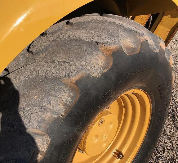 Used 2012 CATERPILLAR 420E