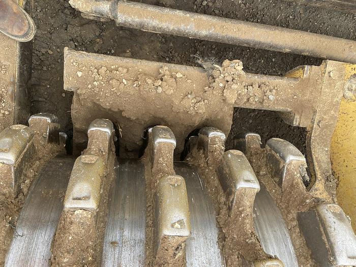 Used 1998 CATERPILLAR 815F - COMPACTORS