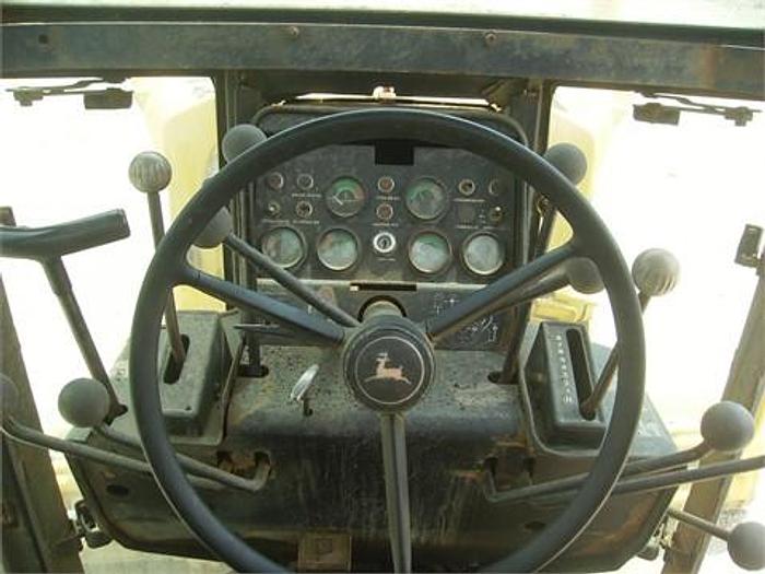 Used 1978 JOHN DEERE 670A - MOTOR GRADERS